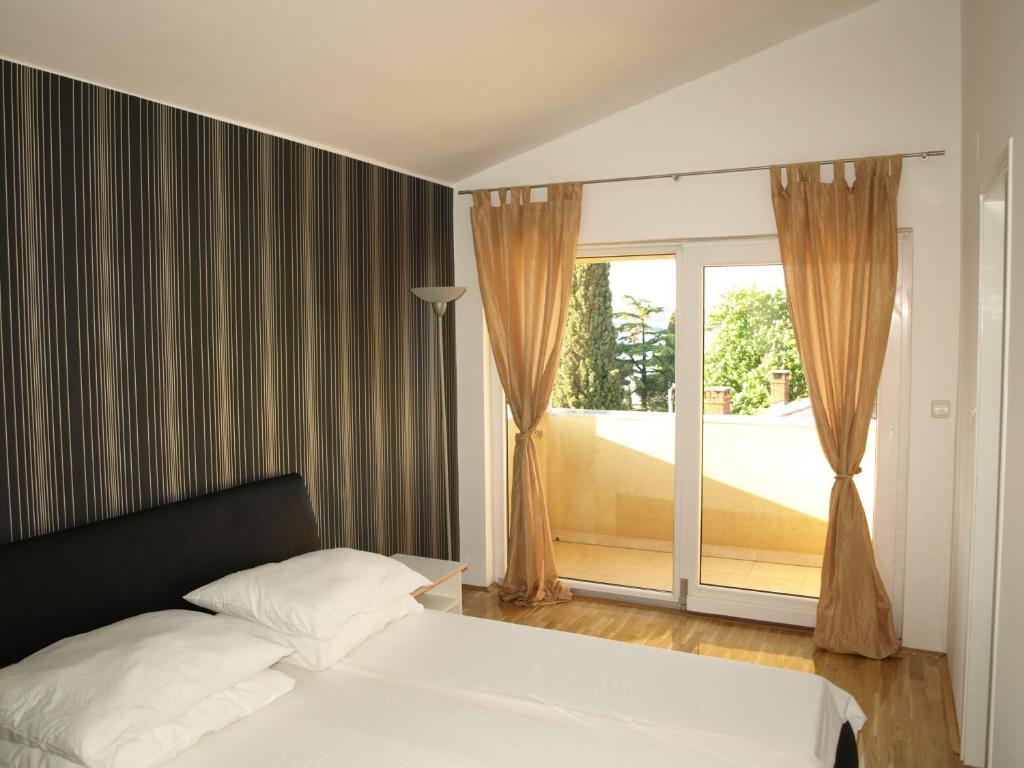 Neven Apartment